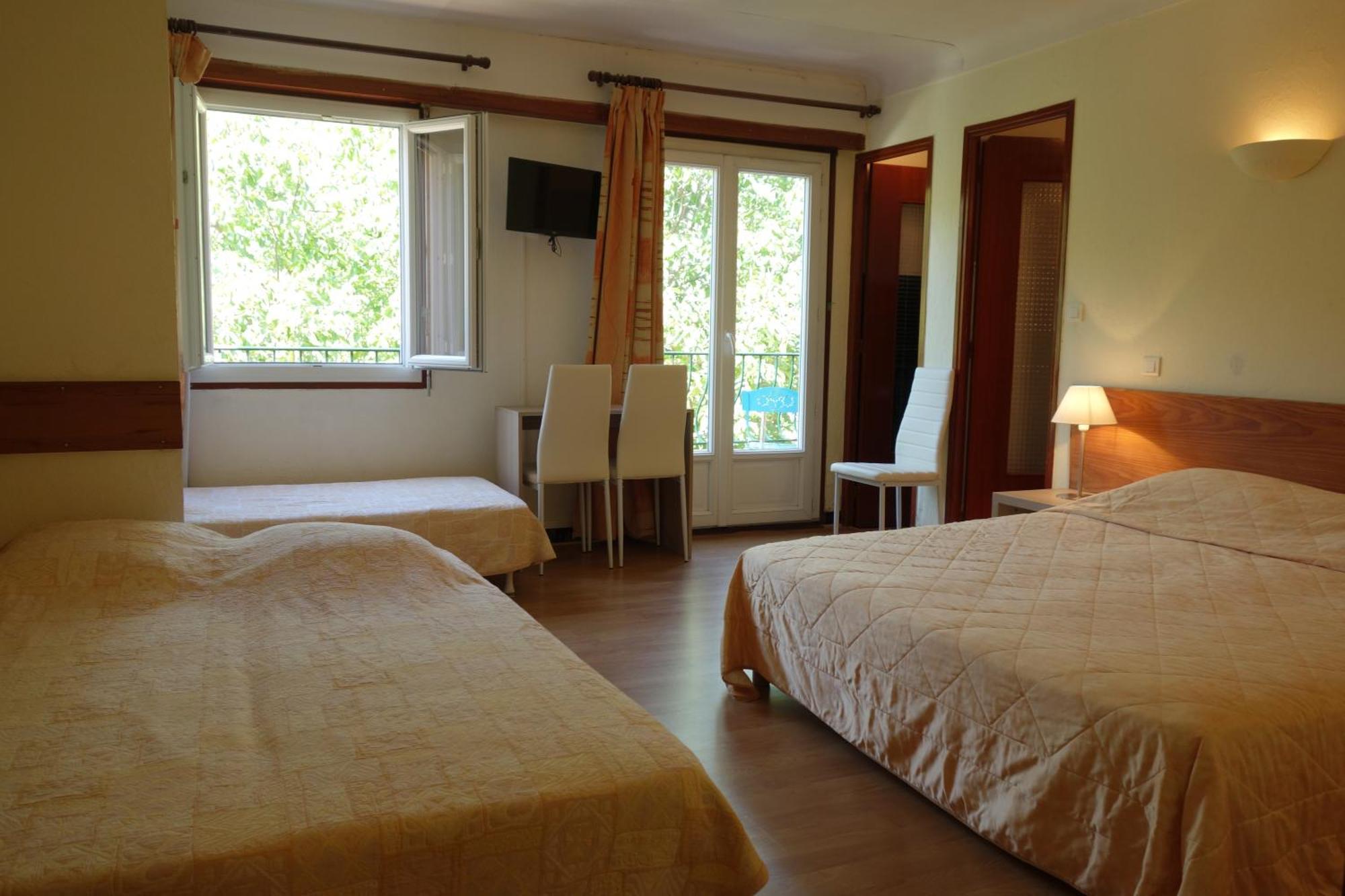 Hotel Le Prejoly Saint-Vallier-de-Thiey Quarto foto