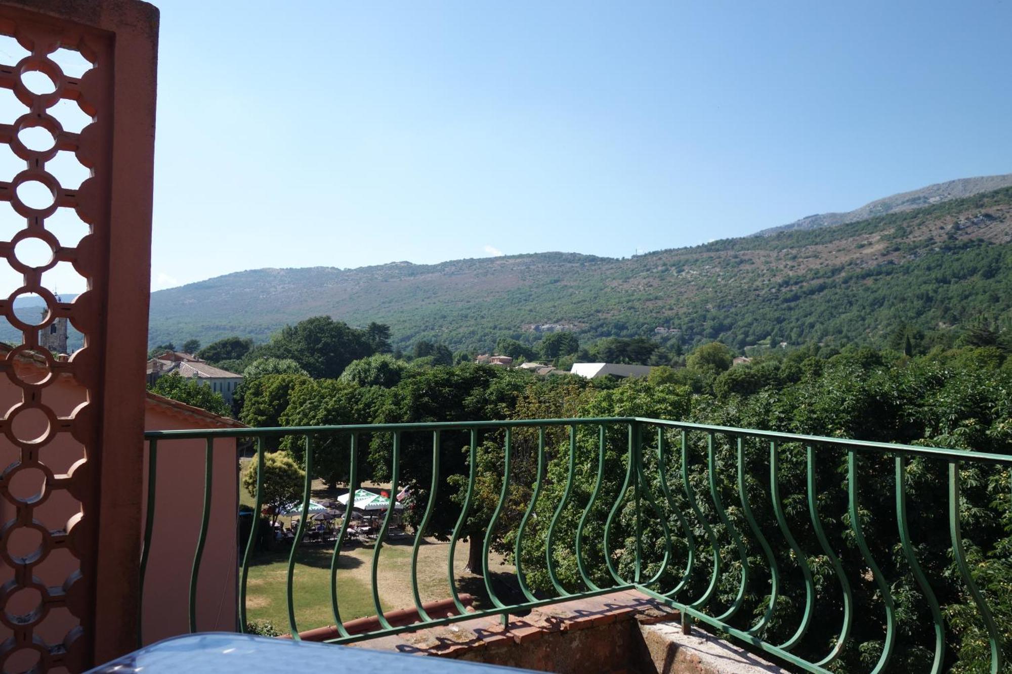 Hotel Le Prejoly Saint-Vallier-de-Thiey Quarto foto